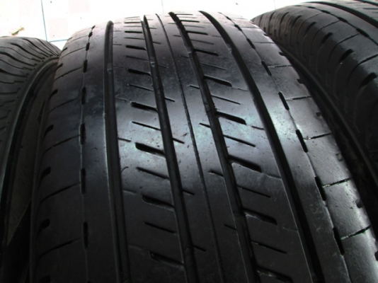 ขายยาง BRIDGESTONE R611 215-65-16 ปี13 (1ชุด) ไม่แพง