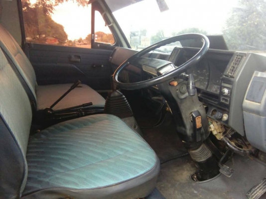 หกล้อ อีซุซู npr เครื่อง 110 คัลซี่สวย 480000 ลดได้