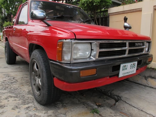 ขายรถกระบะ Toyota Hero4ขอ สีแดงสวยใหม่ๆ ทะเบียบสวย