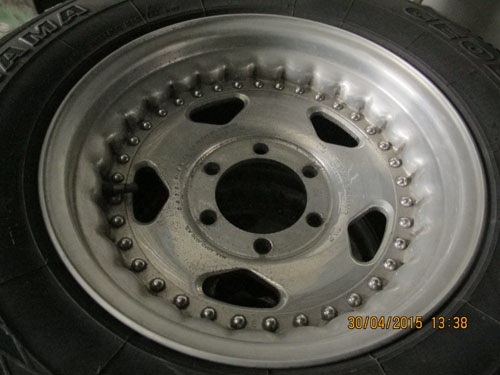 ขายล้อCENTRE LINEอเมริกา ขอบ16กว้าง8.5นิ้ว6รูพร้อมยาง265x70x16