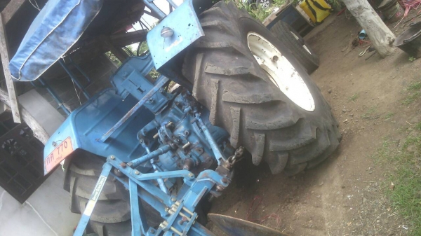 ขายรถไถฟอร์ด6610แท้ เสื้อลาย ท้ายใหญ่ เกียร์F พร้อมลุยงาน ขายรถไถฟอร์ด6610แท้ เสื้อลาย ท้ายใหญ่ เกียร์F พร้อมลุยงาน