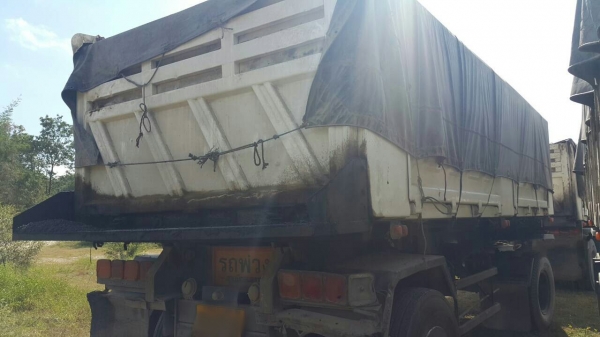 ขายรถพ่วง 18 ล้อ แม่.ลูก กระบะสามมิตรดั้ม HINO 380 ปี.53 รถสวย ราคาถูกๆแค่.2250000 สนใจรีบจองด่วน ขายรถพ่วง 18 ล้อ แม่.ลูก กระบะสามมิตรดั้ม HINO 380 ปี.53 รถสวย ราคาถูกๆแค่.2250000 สนใจรีบจองด่วน