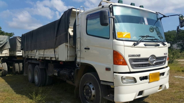 ขายรถพ่วง 18 ล้อ แม่.ลูก กระบะสามมิตรดั้ม HINO 380 ปี.53 รถสวย ราคาถูกๆแค่.2250000 สนใจรีบจองด่วน