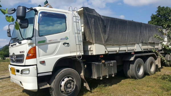 ขายรถพ่วง 18 ล้อ แม่.ลูก กระบะสามมิตรดั้ม HINO 380 ปี.53 รถสวย ราคาถูกๆแค่.2250000 สนใจรีบจองด่วน ขายรถพ่วง 18 ล้อ แม่.ลูก กระบะสามมิตรดั้ม HINO 380 ปี.53 รถสวย ราคาถูกๆแค่.2250000 สนใจรีบจองด่วน