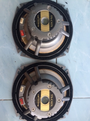 ลำโพง Pioneer TS-C07A 6.5นิ้ว 180W โคลงหล่อ แม่เหล็กนีโอ กรวยเคฟล่า เสียงกลางชัด เบสแน่น มือ2 ญี่ปุ่น