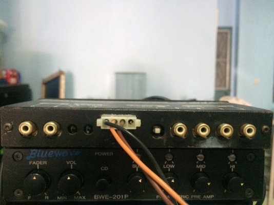 CROSSOVER HIFONICE เข้า1 ออก2 Made in USA มือ2 CROSSOVER HIFONICE เข้า1 ออก2 Made in USA มือ2