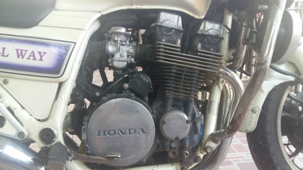 ขาย CBX 750P ทะเบียนแท้ พร้อมชุดโอน