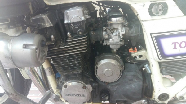 ขาย CBX 750P ทะเบียนแท้ พร้อมชุดโอน