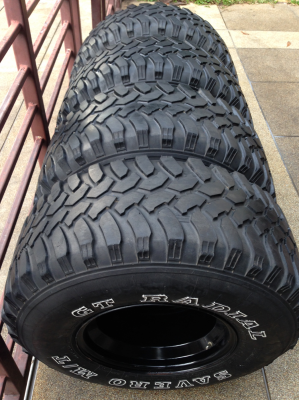 ล้อกระทะผ่า15 พร้อมยาง Mud 33 12.5 ดอกเยอะ ราคาไม่แพง