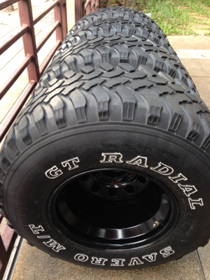 ล้อกระทะผ่า15 พร้อมยาง Mud 33 12.5 ดอกเยอะ ราคาไม่แพง