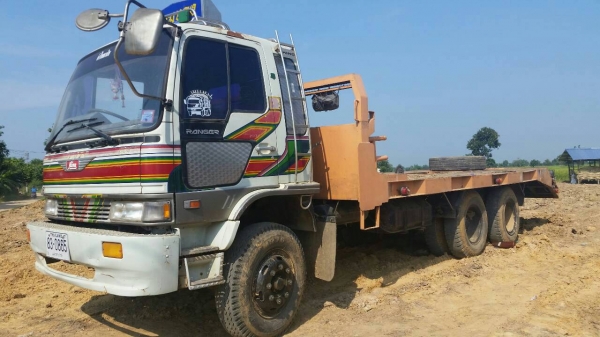 ขายหางปลา  HINO FM177  2เพลา ท้ายลาด ยางดี ครัชซีสวยเอกสารพร้อมโอนทะเบียนไม่ขาด เจ้าของขายเอง  0811838154
