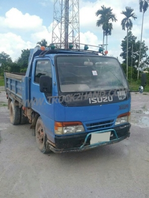 รถบรรทุก 6 ล้อดัมพ์ ISUZU  NKR 88Hp เครื่อง4JB1 ยางเต็ม6เส้น