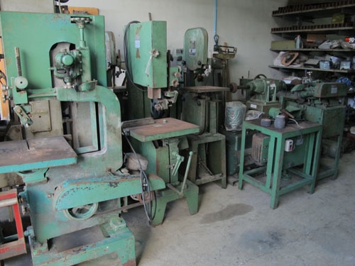 ขายเครื่องเลื่อยสายพานขนาดใหญ่ เล็กหลายตัวและของอื่นๆอีกมาก ขายเครื่องเลื่อยสายพานขนาดใหญ่ เล็กหลายตัวและของอื่นๆอีกมาก