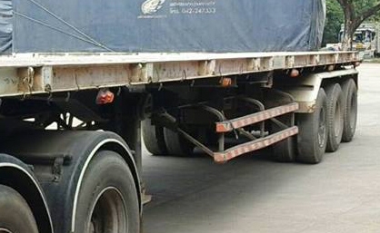 10ล้อหัวลาก2เพลาISUZU DECA-320 พร้อมหางพ่วงพื้นเรียบสามมิตร 3เพลา 12.50ม. **ขาย ISUZU DECA-320 (MAXLOAD) ปี50 หัวลาก10ล้อ2เพลา พร้อมหางพ่วงพื้นเรียบ 3เพลา สามมิตรฯ 12.50ม. สภาพดี เดิม พร้อมใช้งาน ราคาเบาๆ ISUZU DECA GXZ23NH2 4 6SD1