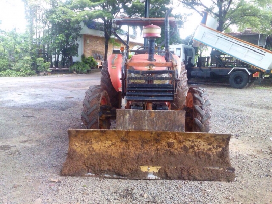 ขายรถไถ Kunbota 7040 - 2 เพลา อุปกรณ์ผานหน้า สภาพเดิมๆตามรุ่น พร้อมใช้งาน