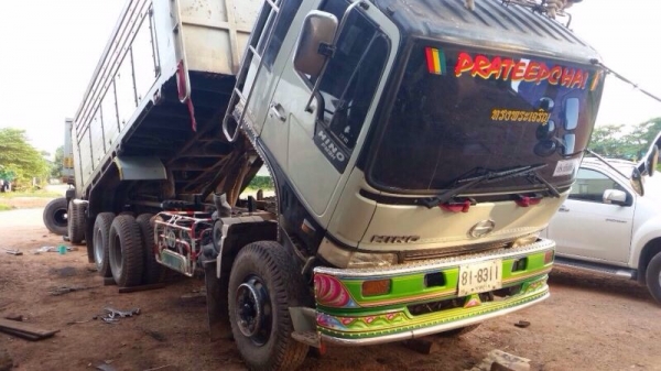 ขายรถพ่วง Hino 3H เครื่อง turbo inter cooller เกียร์ฟูลเลอร์ ช่วงล่าง ZM ขายรถพ่วง Hino 3H เครื่อง turbo inter cooller เกียร์ฟูลเลอร์ ช่วงล่าง ZM