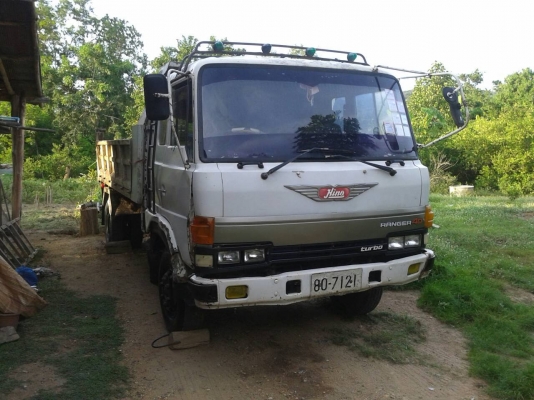 รถดั้มพ์