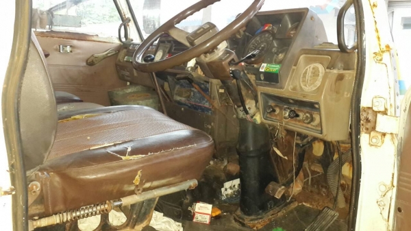 ขายด่วนJUMBOสองเพลาคัชซีใหญ่ หางปลาขึ้นแม็คโคร320สบายทะเบียนท้ายลาดราคาเบาๆจัดแนนท์ได้โทร0856842587