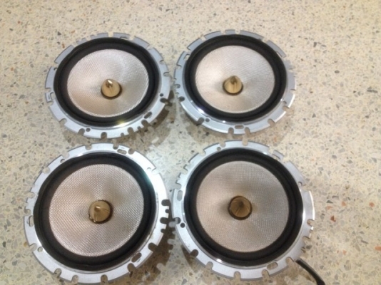 เสียงกลาง6นิ้ว KENWOOD โครงอะลูมิเนียมหล่อเก่าญี่ปุ่นสภาพดีคู่ละ