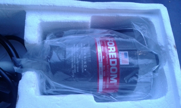 redom Cc.30 งานUSA ครับ สภาพใหม่ครับพร้อมกล่องใบรับประกัน  ดอกครบ อุปกรณ์ครบกล่อง  พร้อมใช้  งาน ยูเอสครับ  ราคานี้สุดคุ้มมากครับ