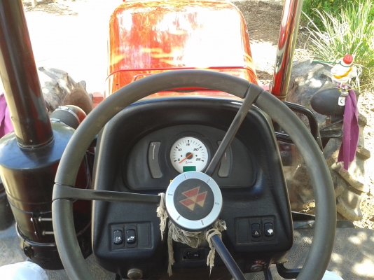 ขายดาวน์ แมสซี่455สองเพลา พร้อมดันหน้า หางสี่ รถห้างสวยๆ