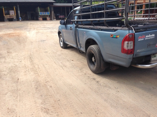 รถIsuzuดีแม๊ก หัวเดียวปี 2003 เพาลอย คอกแซง