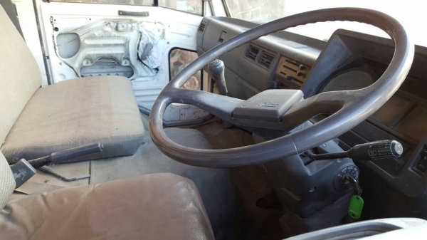 ขาย รถโม่ปูน 2.5 คิว HINO เครื่อง HO7C 180 แรงม้า เกียร์ HO พวงมาลัยพาวเวอร์ รถใช้งานอยู่ประจำ เอกสารใบอินวอยซ์ ราคาต่อรองได้ ขาย รถโม่ปูน 2.5 คิว HINO เครื่อง HO7C 180 แรงม้า เกียร์ HO พวงมาลัยพาวเวอร์ รถใช้งานอยู่ประจำ เอกสารใบอินวอยซ์ ราคาต่อรองได้