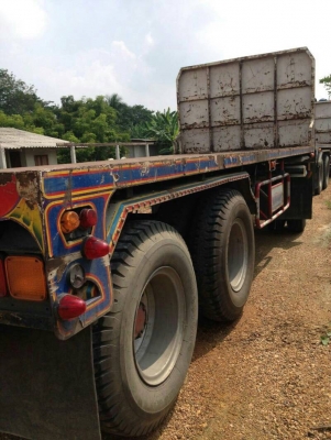 ขายครับ อีซูซุ 320 พื้นเรียบ แม่ลูกสวยๆยางใหม่ พร้อมใช้เลยครับ