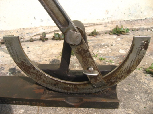 เครื่องมือวัดองศา