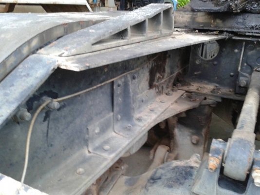 รถอีซูซุ 10 ล้อ หัวลาก FXZ 240 แรงม้า. ปี 38.  ( ขายแม่ , ลูก. )     สนใจติดต่อ  081 - 6079515