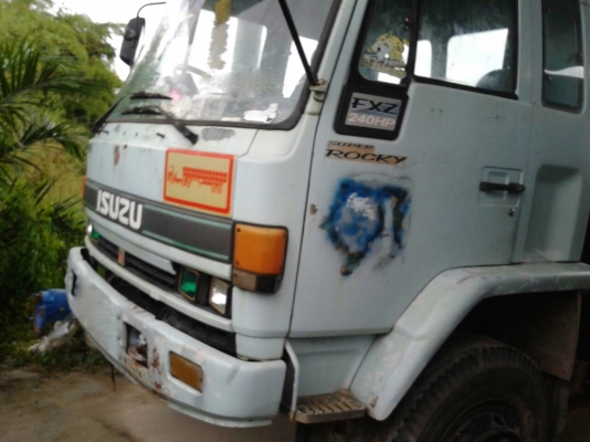 รถอีซูซุ 10 ล้อ หัวลาก FXZ 240 แรงม้า. ปี 38.  ( ขายแม่ , ลูก. )     สนใจติดต่อ  081 - 6079515