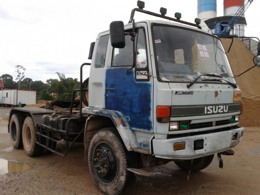 รถอีซูซุ 10 ล้อ หัวลาก FXZ 240 แรงม้า. ปี 38.  ( ขายแม่ , ลูก. )     สนใจติดต่อ  081 - 6079515