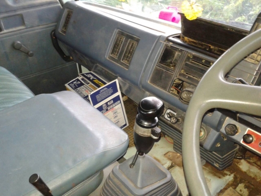 รถอีซูซุ 10 ล้อ หัวลาก FXZ 240 แรงม้า. ปี 38.  ( ขายแม่ , ลูก. )     สนใจติดต่อ  081 - 6079515