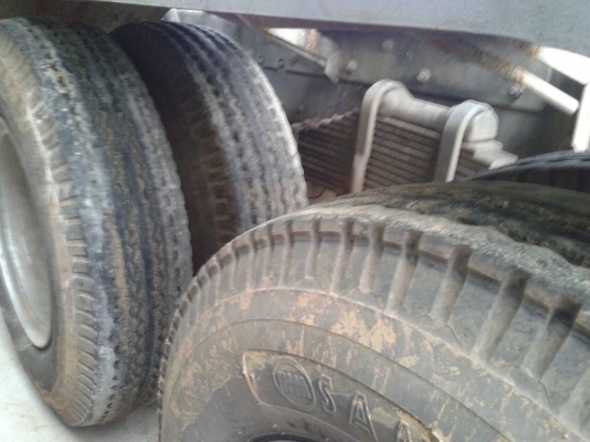 รถอีซูซุ 10 ล้อ หัวลาก FXZ 240 แรงม้า. ปี 38.  ( ขายแม่ , ลูก. )     สนใจติดต่อ  081 - 6079515