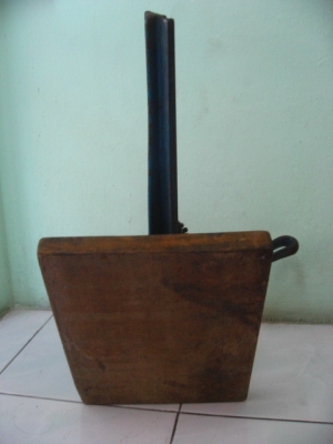 เครื่องมือตัดเหล็กงานเก่า สำหรับเหล็กแพ่นบางๆ