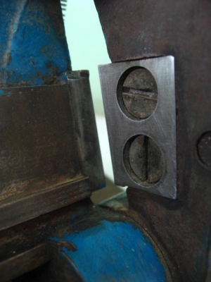 เครื่องมือตัดเหล็กงานเก่า สำหรับเหล็กแพ่นบางๆ