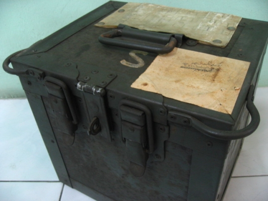 หินเจียรมือหมุนโบราณ สภาพ NOS ยี่ห้อ IXION