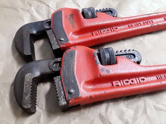 ประแจ Ridgid ขนาด 10 นิ้ว