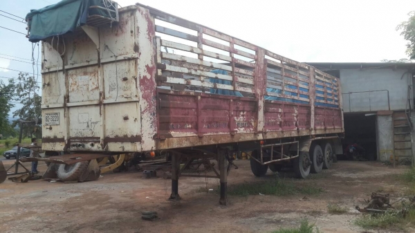 ขายด่วน หางคอกไม่ดั้ม ลูก สามเพลา ยาว12เมตร เอกสารพร้อมโอน