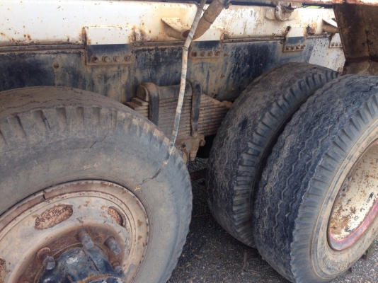 รถอีซูซุ  10  ล้อ โม่ปูน FXZ  270 แรงม้า. ปี 48  ( ยูโรทู. )    สนใจติดต่อ  081 - 6079515