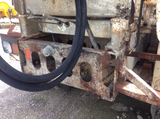 รถอีซูซุ  10  ล้อ โม่ปูน FXZ  270 แรงม้า. ปี 48  ( ยูโรทู. )    สนใจติดต่อ  081 - 6079515