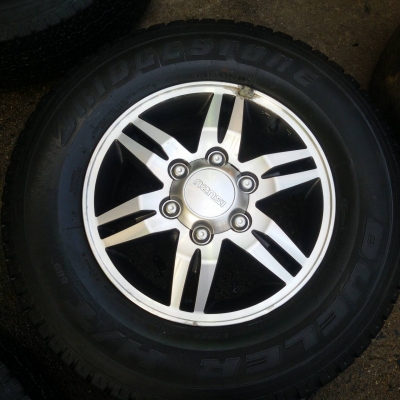 ล้อ isuzu ขอบ 16 พร้อมยาง ชุดล่ะ 6500