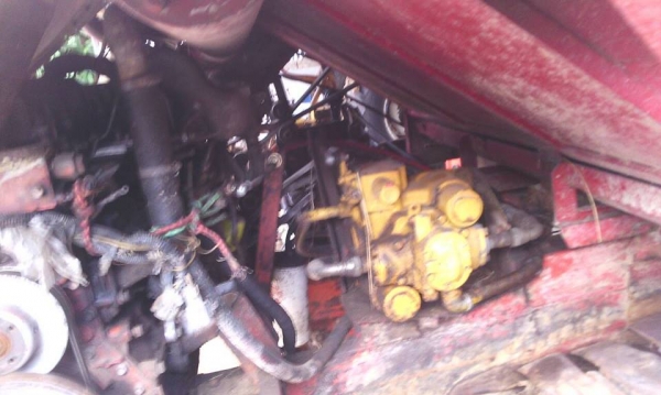 ขายรถเกี่ยวข้าวไทยเจริญเครื่องอีซูซุ210 6HH1 โซ่ใหม่ช่วงล่างใหม่ เช็คกำลังลงเกี่ยวข้าว ดูรถหน้างานได้เลย เครื่องดี ปั๊มใหญ่