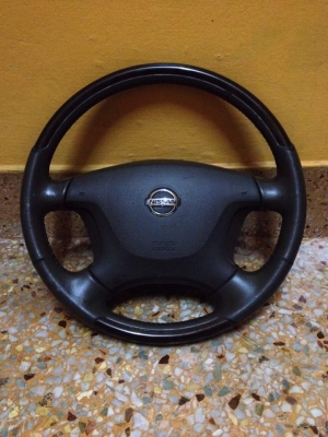 ขายพวงมาลัยเก๋งนิสสัน มีแอร์แบ็ค