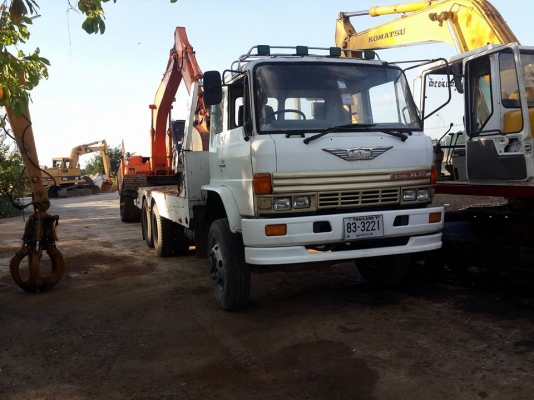 รถสิบล้อ หางเป็ด NISSAN UD CW41M ENGINE HINO HO7C แบบสองเพลา พร้อมใช้งาน ทะเบียนครบ.