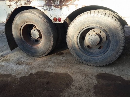 รถสิบล้อ หางเป็ด NISSAN UD CW41M ENGINE HINO HO7C แบบสองเพลา พร้อมใช้งาน ทะเบียนครบ.