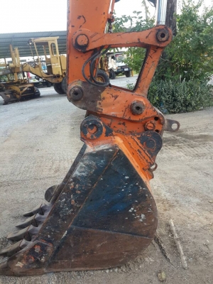 ็รถแบคโฮ HITACHI EX120-2 ราคา 950,000 บาท