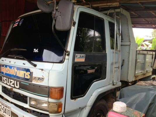 ขายรถบรรทุก 6 ล้อดัมพ์ ISUZU FRR 195 แรงม้า รถประกอบ ยาง 8.25 ราคา 650000