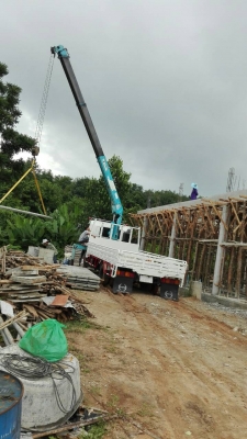 ขายรถบรรทุก 6 ล้อติดเครน HINO FC4J 165 แรงม้าปี 2548 ติดเครน TONADO 3.6 ตัน 5 ปลอก 4 ชัก ไมล์ 141187 กม.ราคา 950000