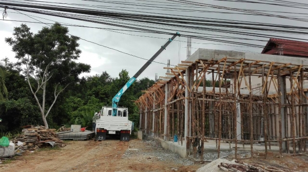 ขายรถบรรทุก 6 ล้อติดเครน HINO FC4J 165 แรงม้าปี 2548 ติดเครน TONADO 3.6 ตัน 5 ปลอก 4 ชัก ไมล์ 141187 กม.ราคา 950000